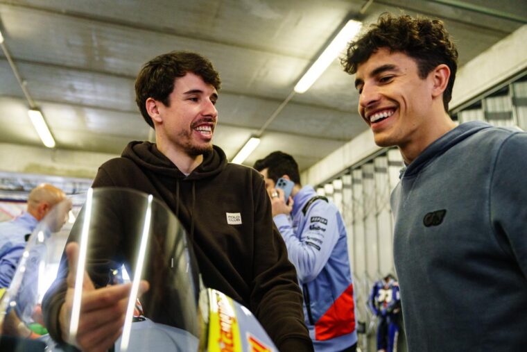 marc-marquez-estrena-ducati-panigale-rossi-portimao (1)