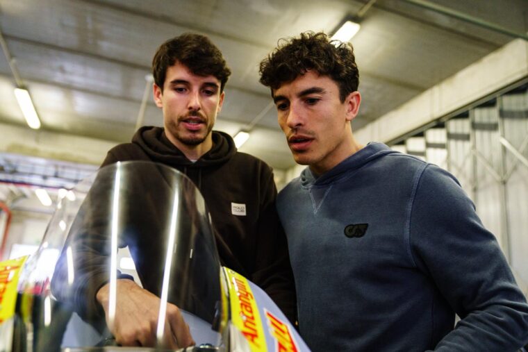 marc-marquez-estrena-ducati-panigale-rossi-portimao (2)