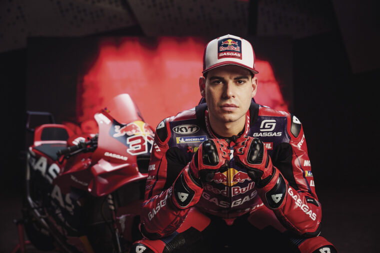 pedro-acosta-augusto-fernandez-motogp-2024-red-bull-gasgas (60)