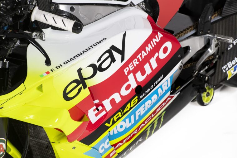 pertamina-enduro-vr46-motogp-2024-bezzecchi-diggia (25)