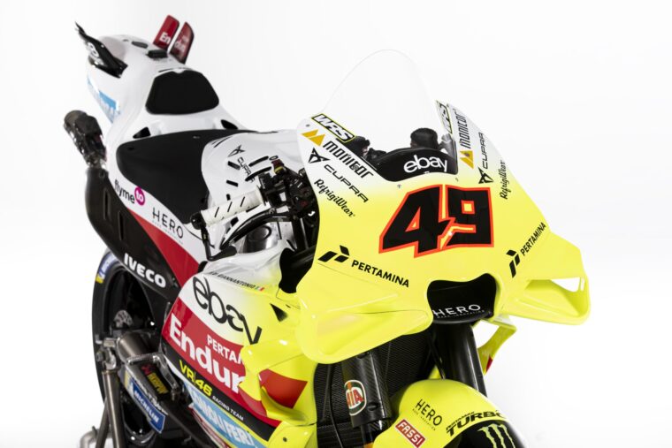 pertamina-enduro-vr46-motogp-2024-bezzecchi-diggia (27)