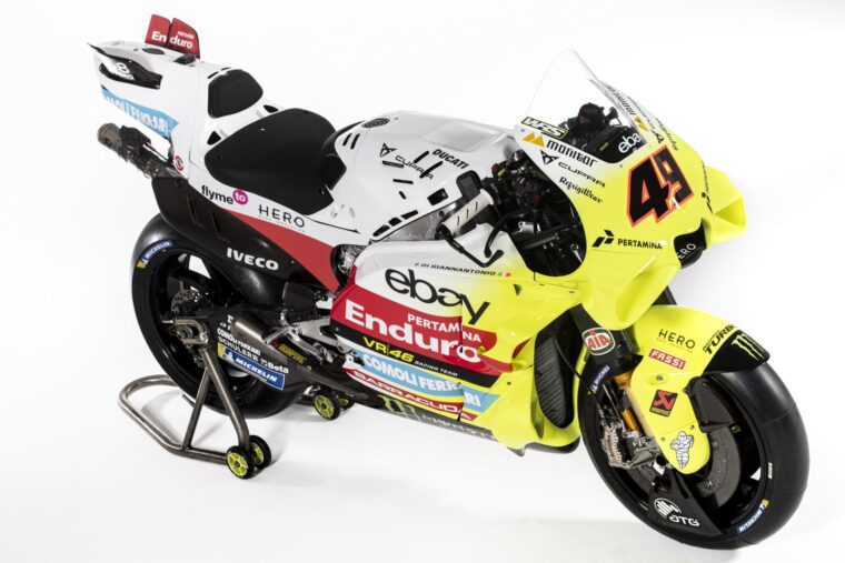 pertamina-enduro-vr46-motogp-2024-bezzecchi-diggia (28)