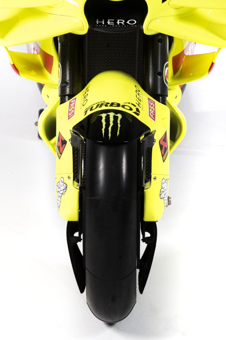 pertamina-enduro-vr46-motogp-2024-bezzecchi-diggia (30)