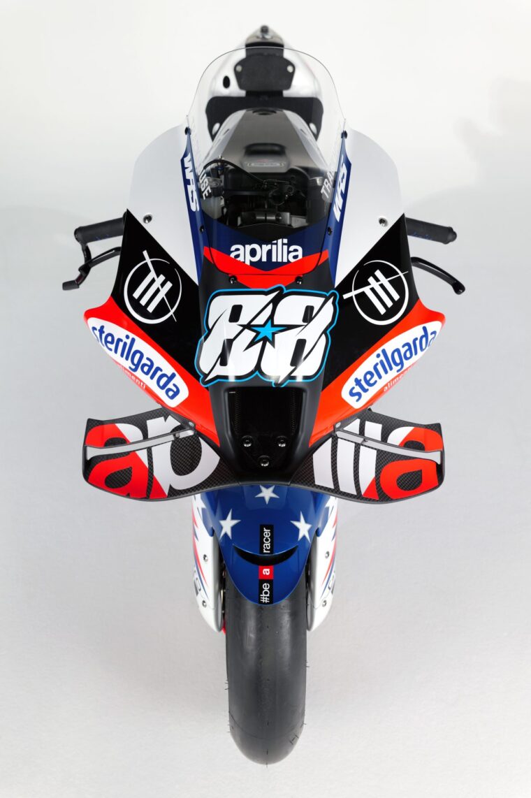 trackhouse-racing-motogp-2024-raul-fernandez-miguel-oliveira (1)