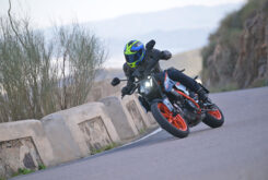 KTM 390 Duke 2024 prueba opinion 10