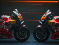 Todas las motos de MotoGP 2024: equipos, decoraciones y pilotos 100 Presentacion Red Bull KTM Factory Racing Binder Miller MotoGP 2024 (36)