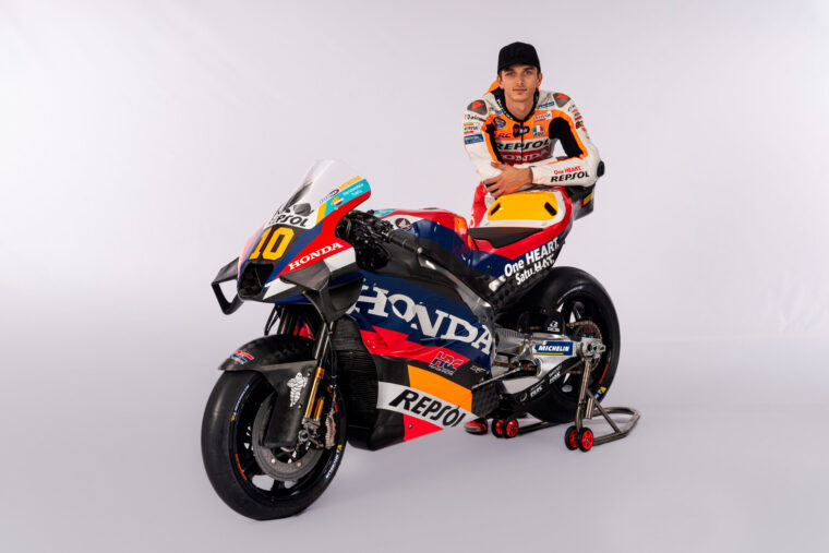 Presentacion-Repsol-Honda-Team-MotoGP-2024 (14)