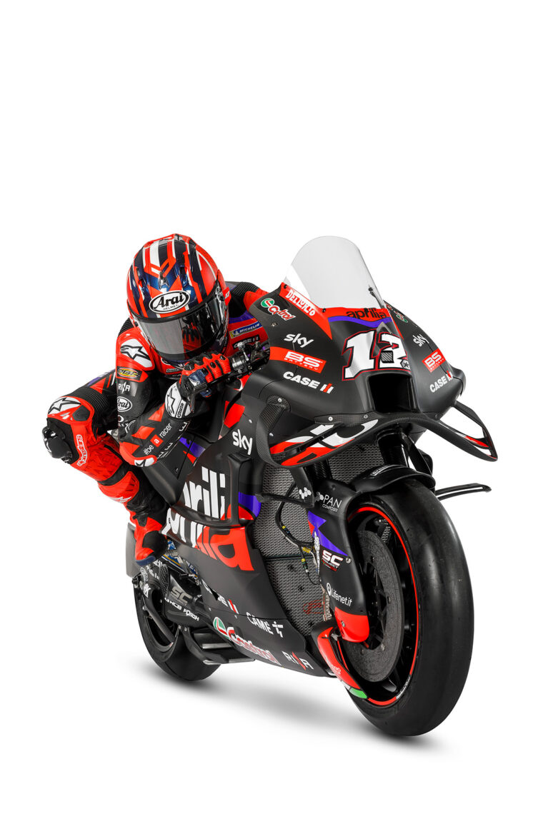 aprilia-rs-gp-2024-motogp-aleix-espargaro-maverick-vinales (30)