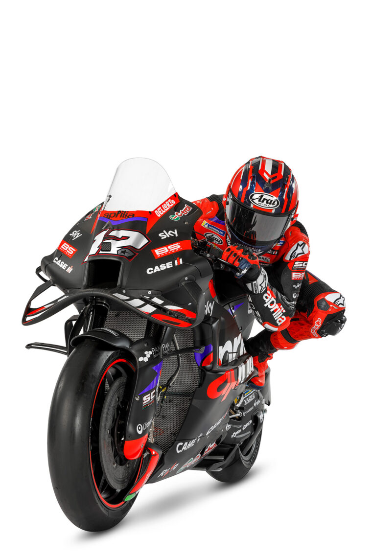 aprilia-rs-gp-2024-motogp-aleix-espargaro-maverick-vinales (31)