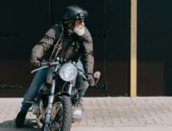 moto senior mayor veterano Sinitta Leunen Unsplash