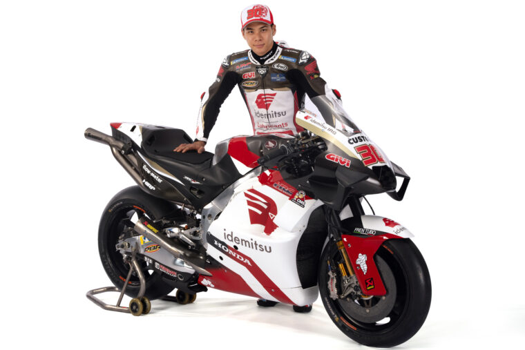 presentacion-lcr-honda-idemitsu-nakagami-motogp-2024 (7)