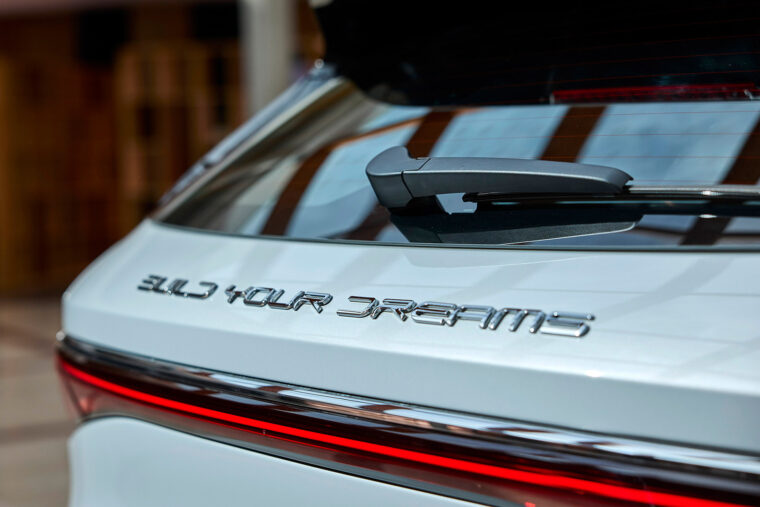 BYD. El gigante chino promete mejores baterías Blade para motos eléctricas 4 BYD Atto3 1