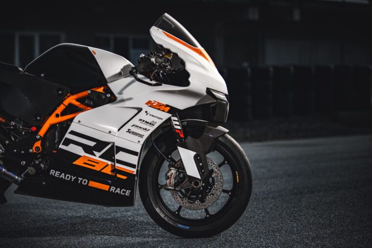 KTM-RC-8C-2024-41