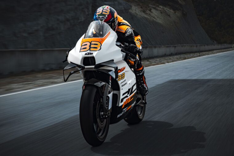 KTM-RC-8C-2024-44