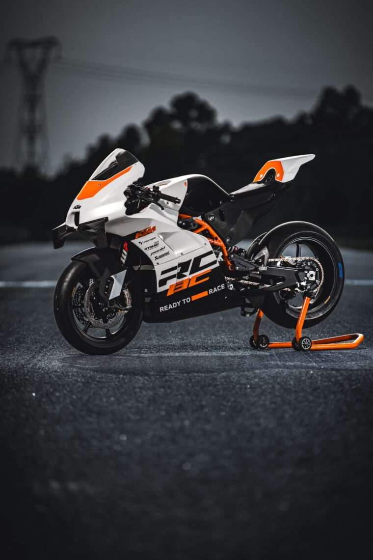 KTM-RC-8C-2024-47