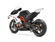 KTM RC 8C 2024 84 KTM RC 8C 2024 68