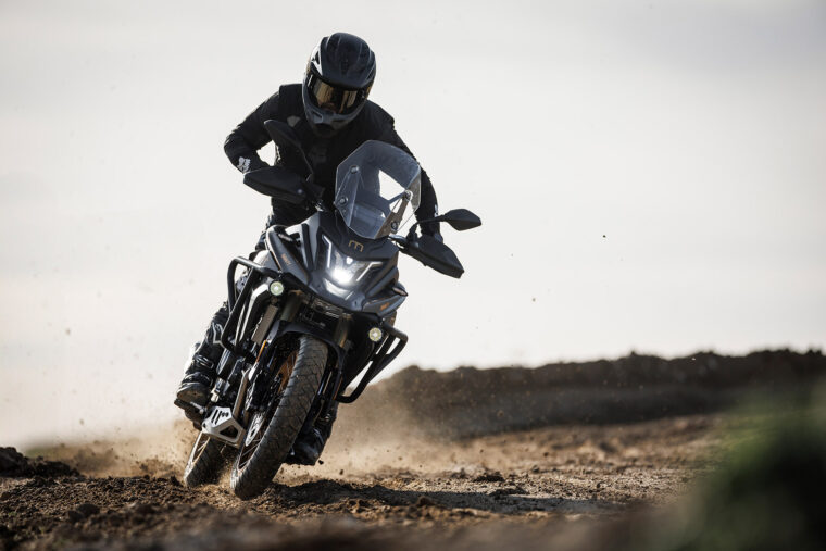 Mitt-TT-555-Gold-Edition-2025-accion8