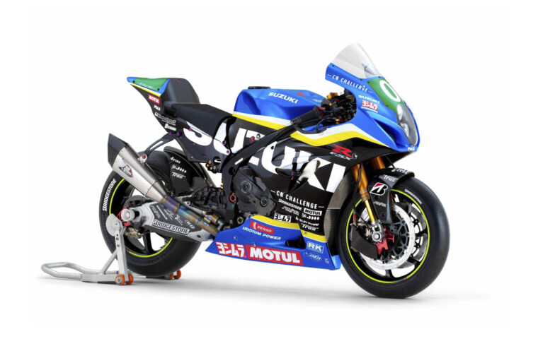 suzuki-equipo-oficial-8-horas-de-suzuka (1)