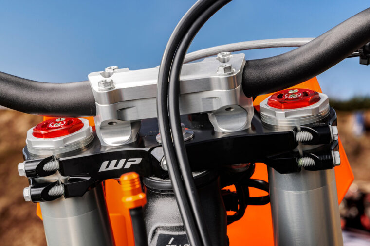 KTM-350-SX-F-2025-accion-detalles15