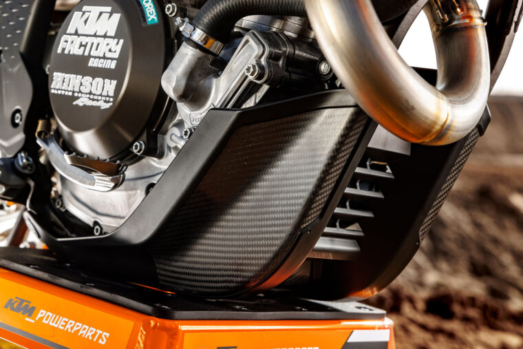 KTM-350-SX-F-2025-accion-detalles17
