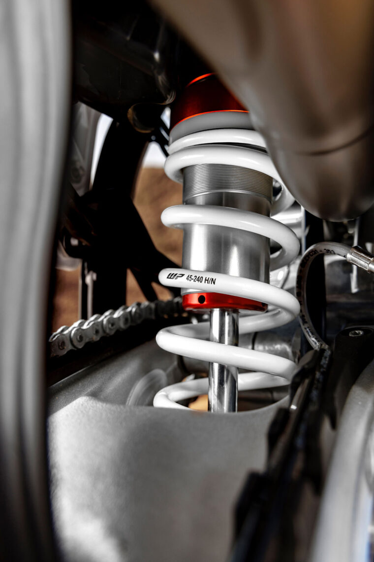 KTM-350-SX-F-2025-accion-detalles18