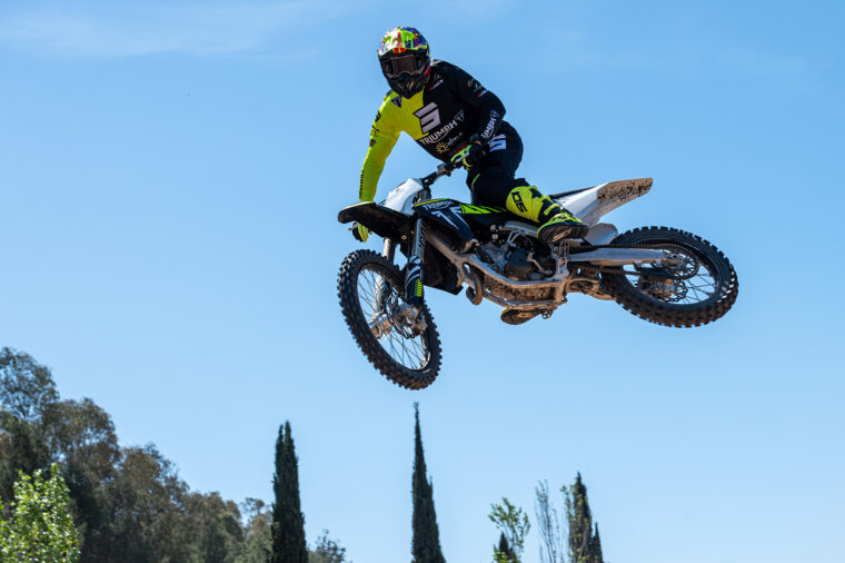 Triumph-TF-250-X-Ivan-Cervantes-Adventure-Experience-2024-3