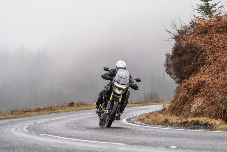 triumph-tiger-1200-gt-rally-pro-explorer-2024 - 20