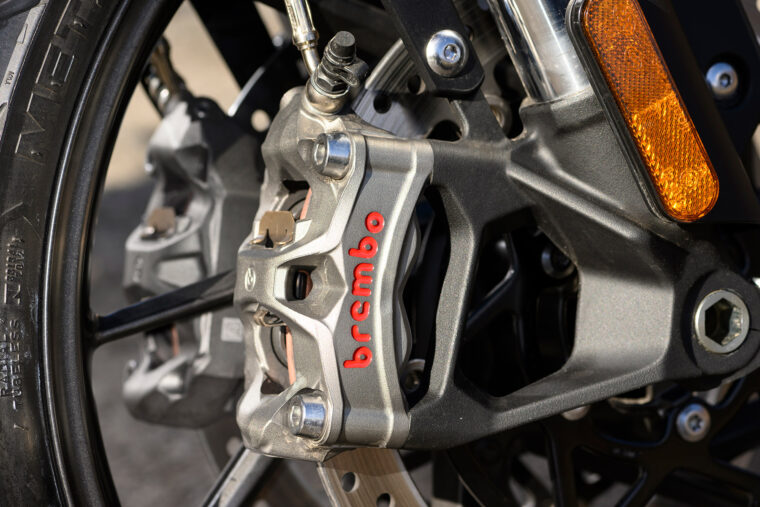 triumph-tiger-1200-gt-rally-pro-explorer-detalles-2024 - 10