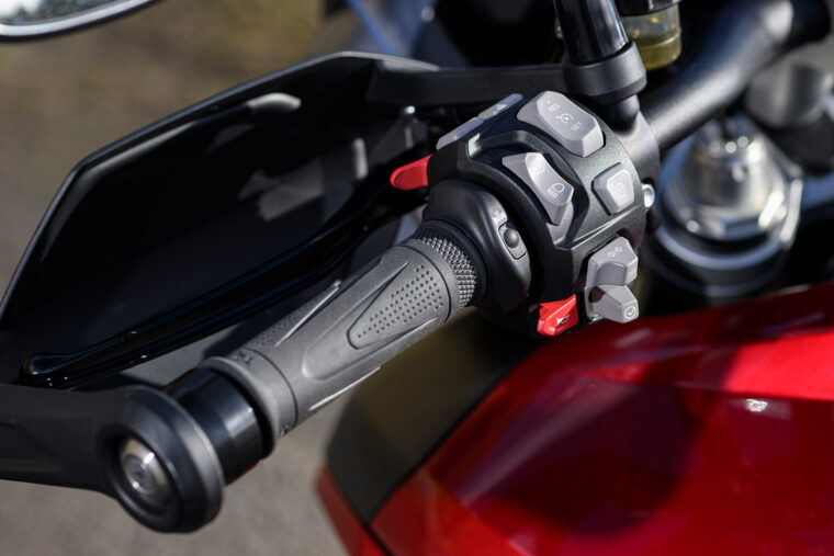 triumph-tiger-1200-gt-rally-pro-explorer-detalles-2024 - 7