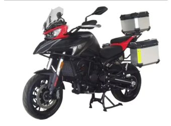 Benelli TRK 902 y TRK 902 X: Primeras fotos que confirman su próximo lanzamiento 6 Benelli TRK 902 2024 02