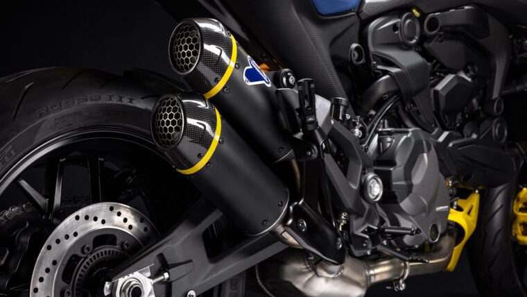 Ducati-Monster-2025-Senna-8