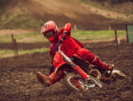 GASGAS MC 250 300 2025 accion23