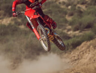 GASGAS MC 250 300 2025 accion39