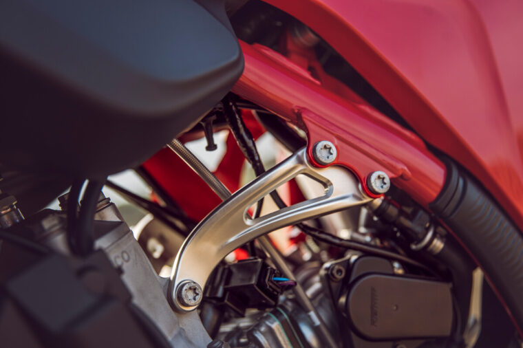 GASGAS-MC-250-300-2025-detalles13