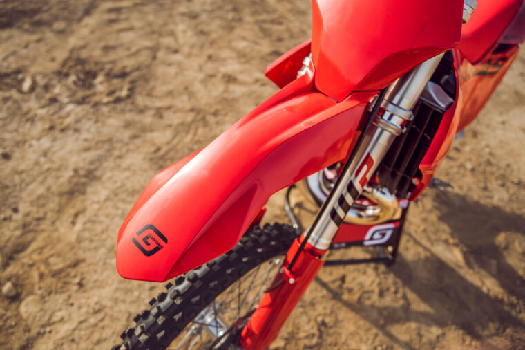 GASGAS-MC-250-300-2025-detalles2