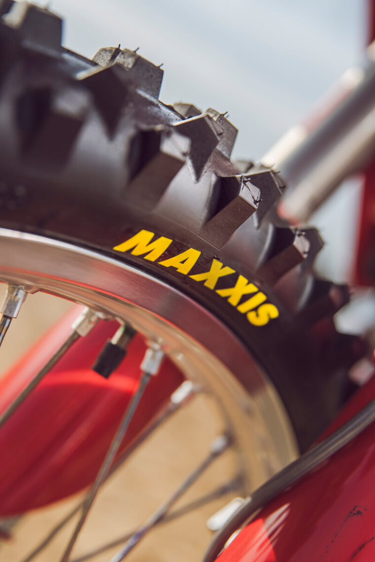 GASGAS-MC-250-300-2025-detalles29