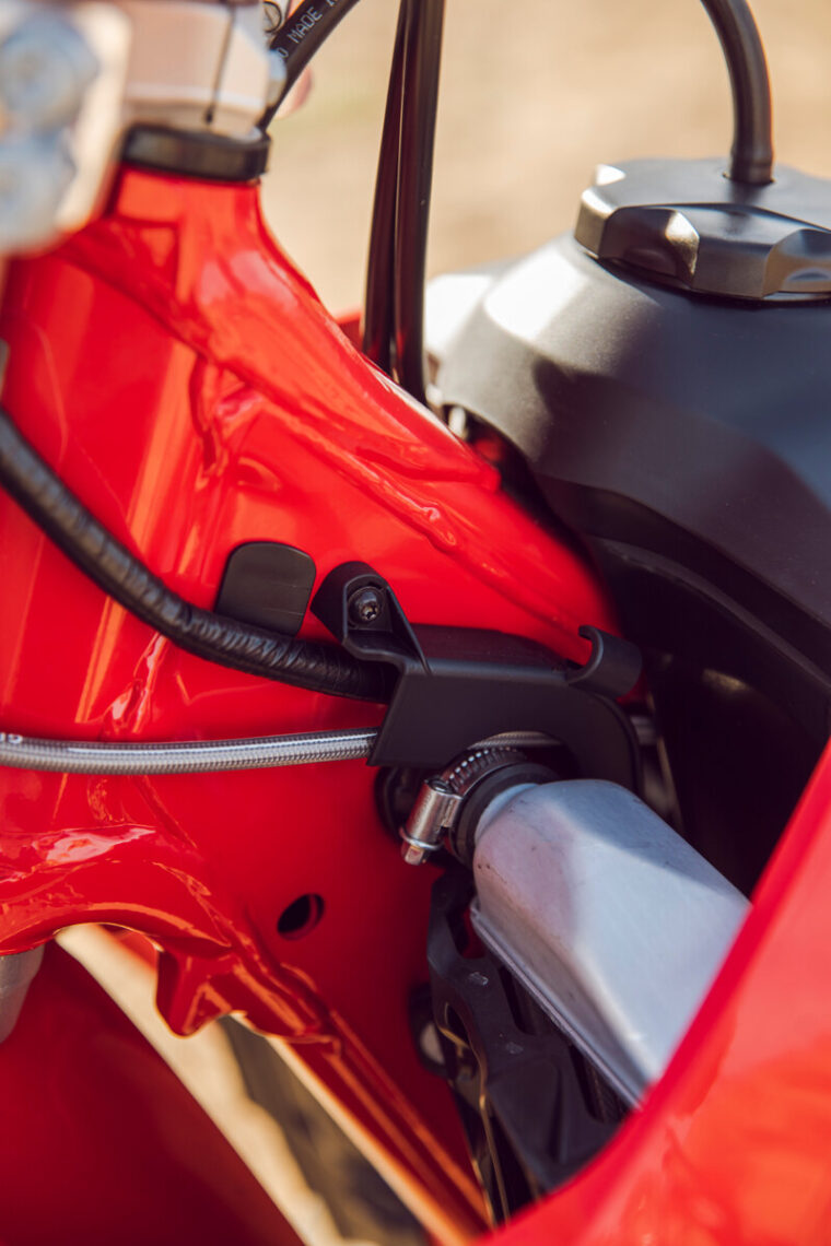 GASGAS-MC-250-300-2025-detalles39