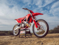 GASGAS MC 250 300 2025 estaticas10