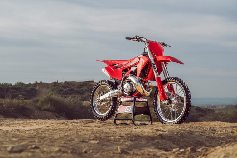 GASGAS-MC-250-300-2025-estaticas20