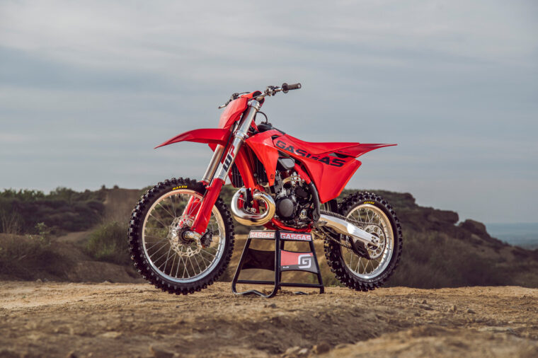 GASGAS-MC-250-300-2025-estaticas32