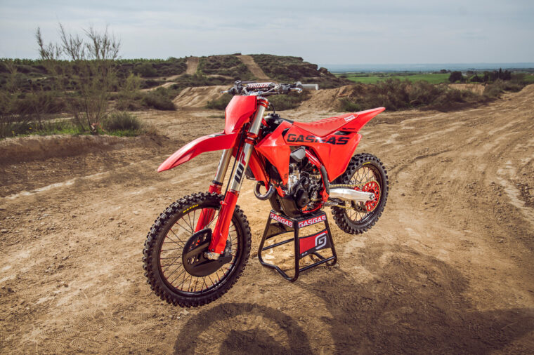 GASGAS-MC-250F-2025-estaticas26