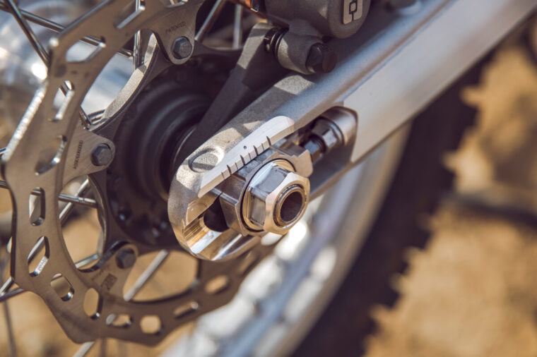 GASGAS-MC-300-2025-detalles11