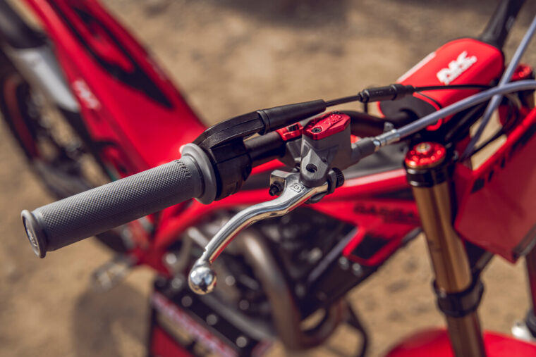 GASGAS-TXT-GP-2025-detalles-13
