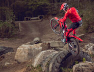 GASGAS TXT GP 300 2025 accion Laia Sanz 1