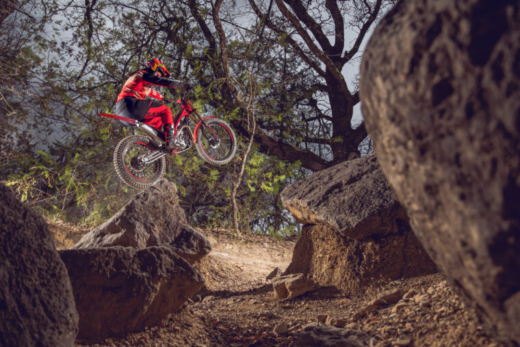 GASGAS-TXT-GP-300-2025-accion-Laia-Sanz-24