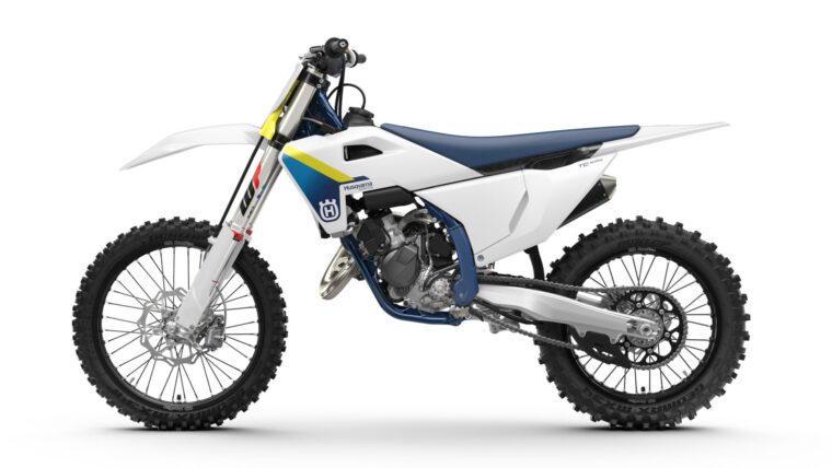 Husqvarna-TC-125-2025-estudio2