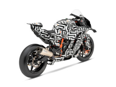 KTM 990 RC R 2025 10