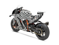 KTM 990 RC R 2025 9
