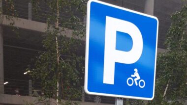 Parking Motos Aeropuerto Madrid Barajas 0