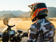 Bell MX 9 Adventure MIPS accion2